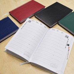 Határidőnapló agenda Standard A/5, napi, fehér lapokkal (fekete) 2026. Bluering®