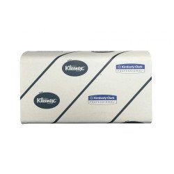 Kéztörlő 2 rétegű Z hajtogatású 124 lap/csomag 15 csomag/karton KC Kleenex Ultra 6778 Iroda üzemeltetés, munkavédelem Kleenex