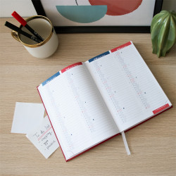 Határidőnapló agenda Standard B/5, napi fehér lapokkal fekete Bluering® 2027.